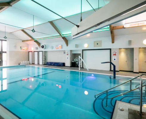 Empty swimming pool