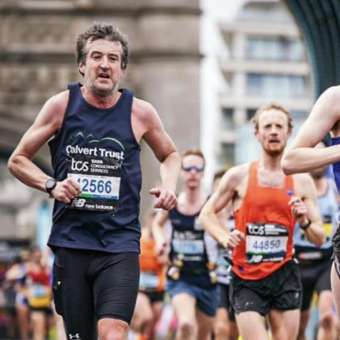 Runner in the middle of the London Marathon